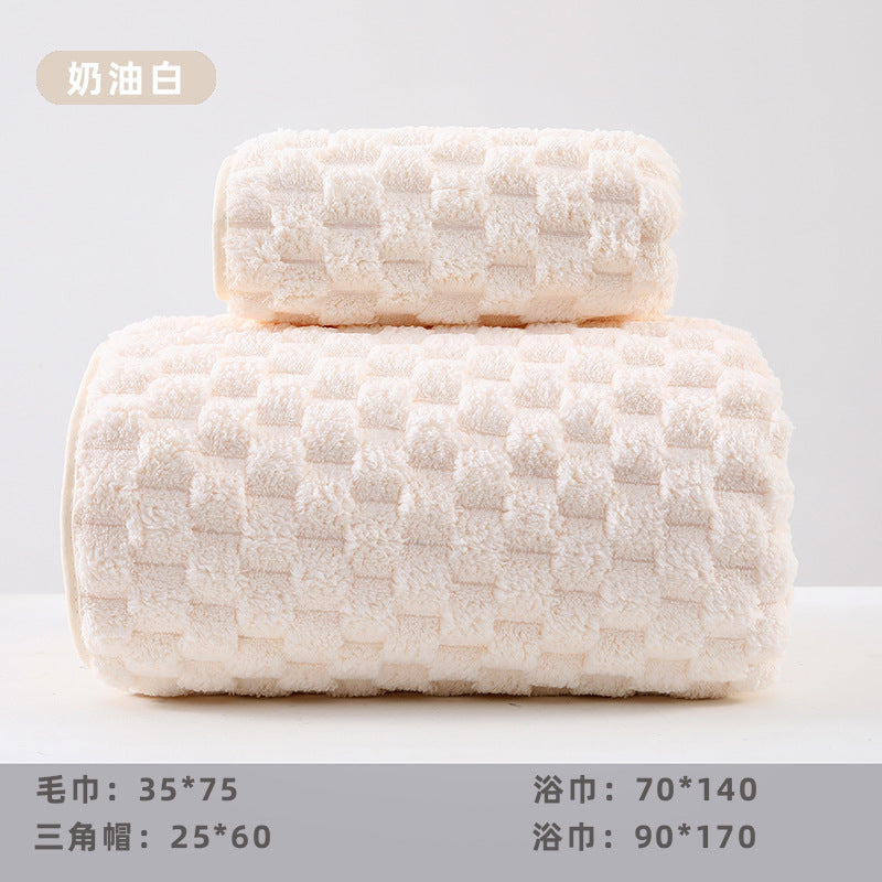 Thickened non-shedding bath towel and beach towel