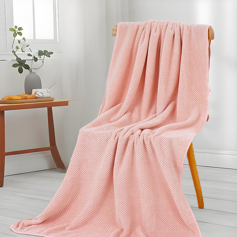 Thickened non-shedding bath towel and beach towel